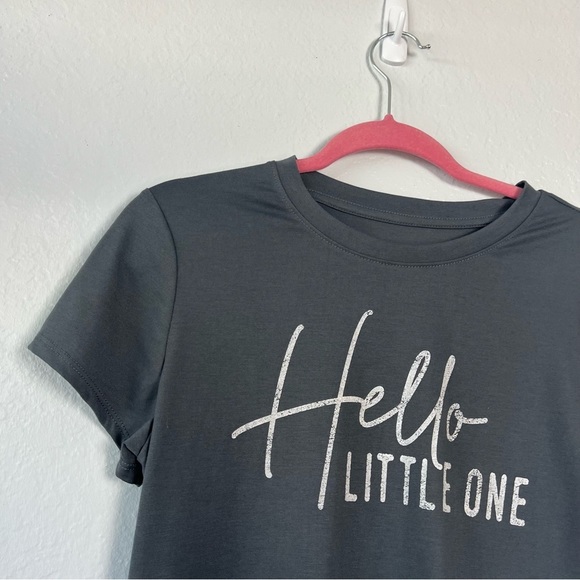 NWT Isabel Maternity Hello Little One Grey
Graphic Short Sleeve T-Shirt Size S - Picture 7 of 13
